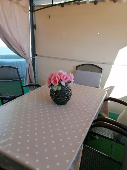 Apartman Max !!!! Omiš Extérieur photo
